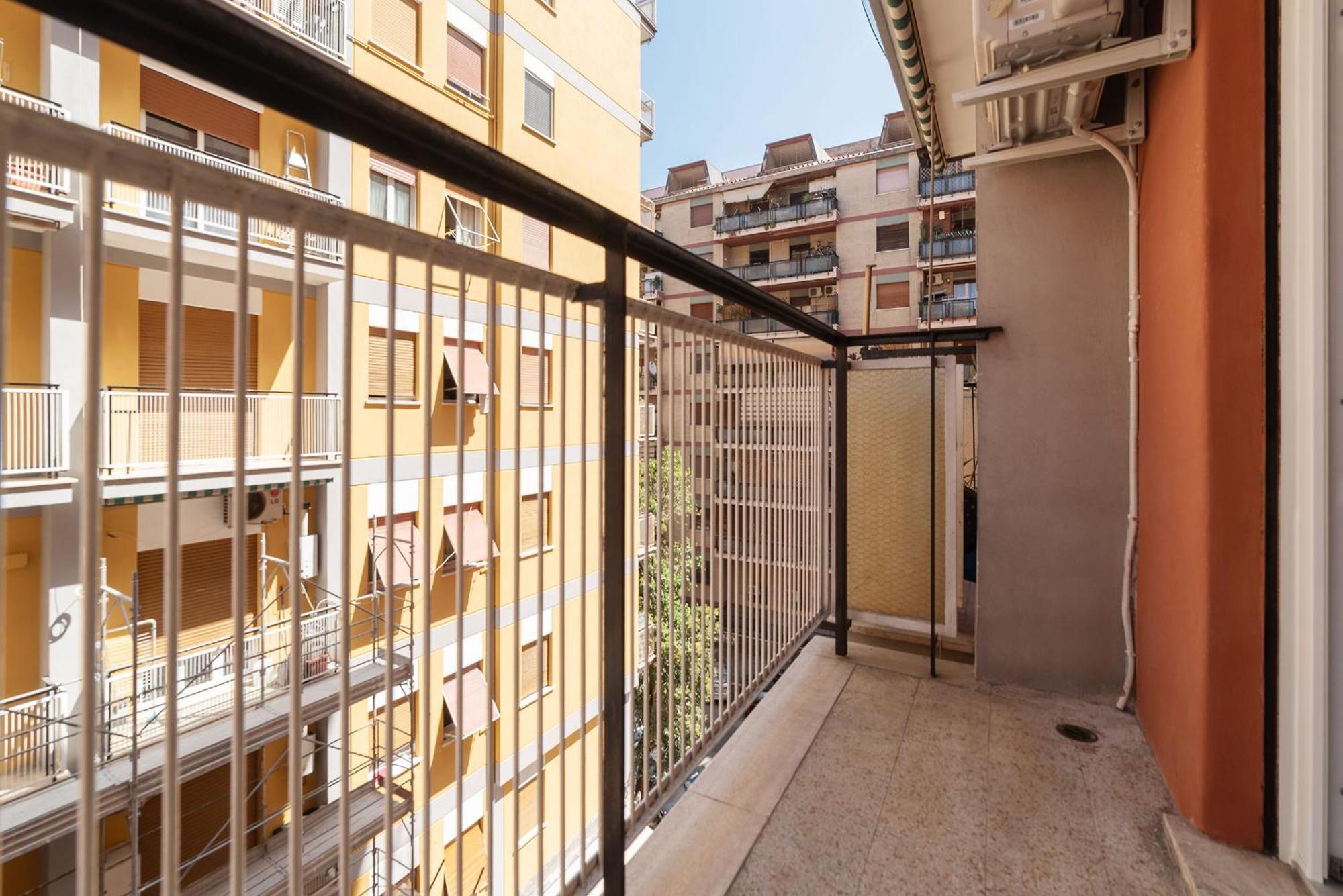 Joivy Delightful 3-Bed Flat With Balcony Apartment Rome Luaran gambar